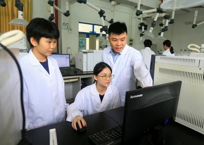 新材料技術(shù)的創(chuàng)新開發(fā) 以全國技術(shù)能手李嘉偉為例